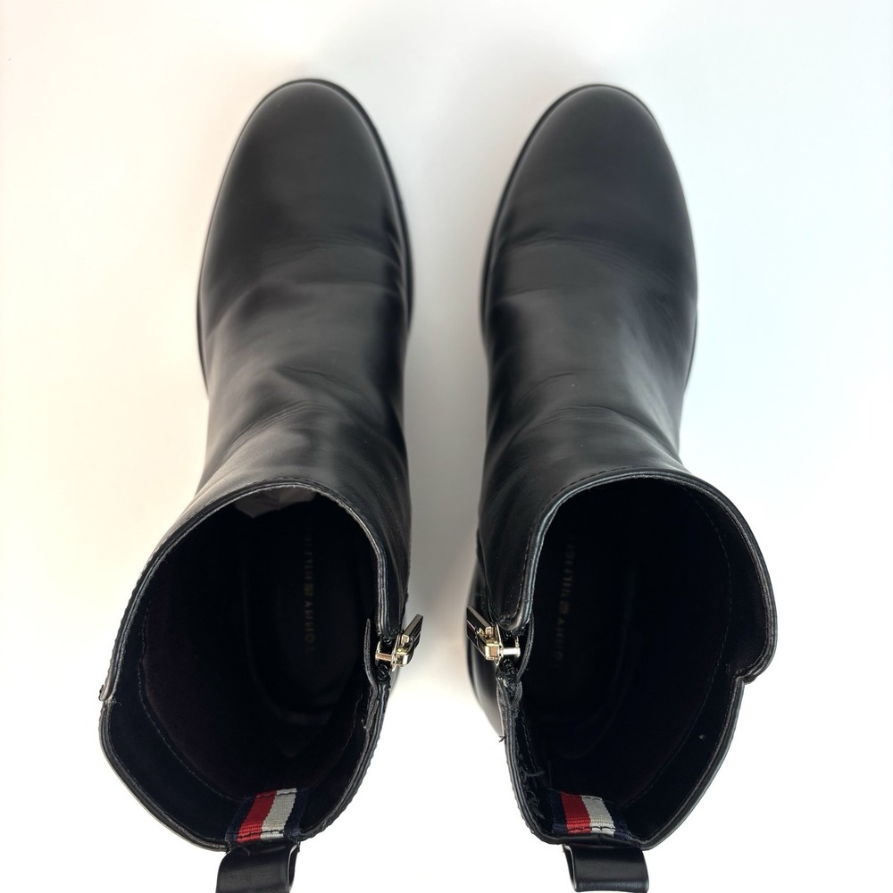 Tommy Hilfiger Imiera Black 8.5 Ankle Boots Booties Vegan Faux Leather Gold Logo - Picture 7 of 16